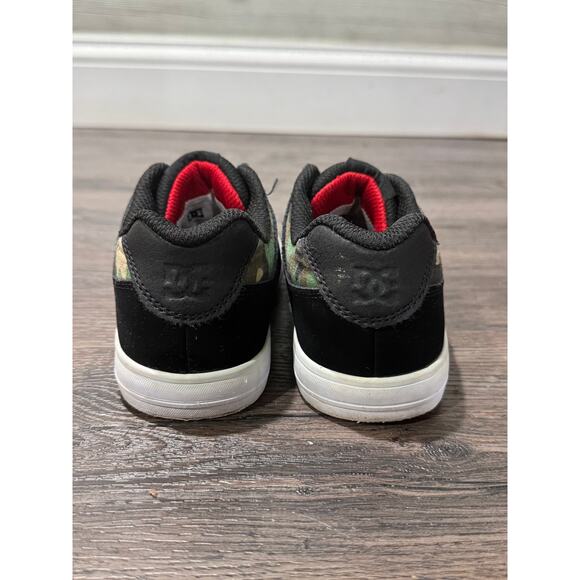 DC Manteca 4 Youth Skate Shoes – Size 1 – Black Camo Red | Great Condition - Picture 5 of 5
